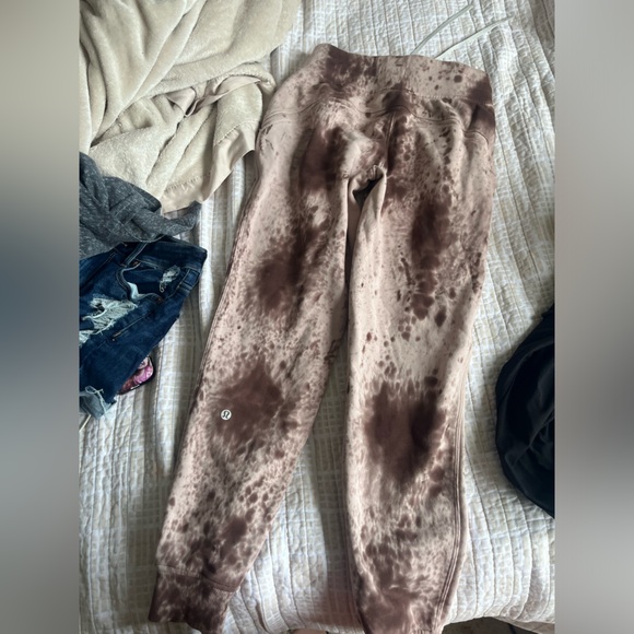 Pink Marble Lululemon joggers size 4 - Picture 2 of 2